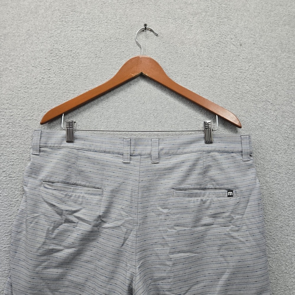 Travis‎ Mathew Men Shorts 36 Gray Striped Chino Casual 8" Inseam Logo Stretch - Picture 10 of 10